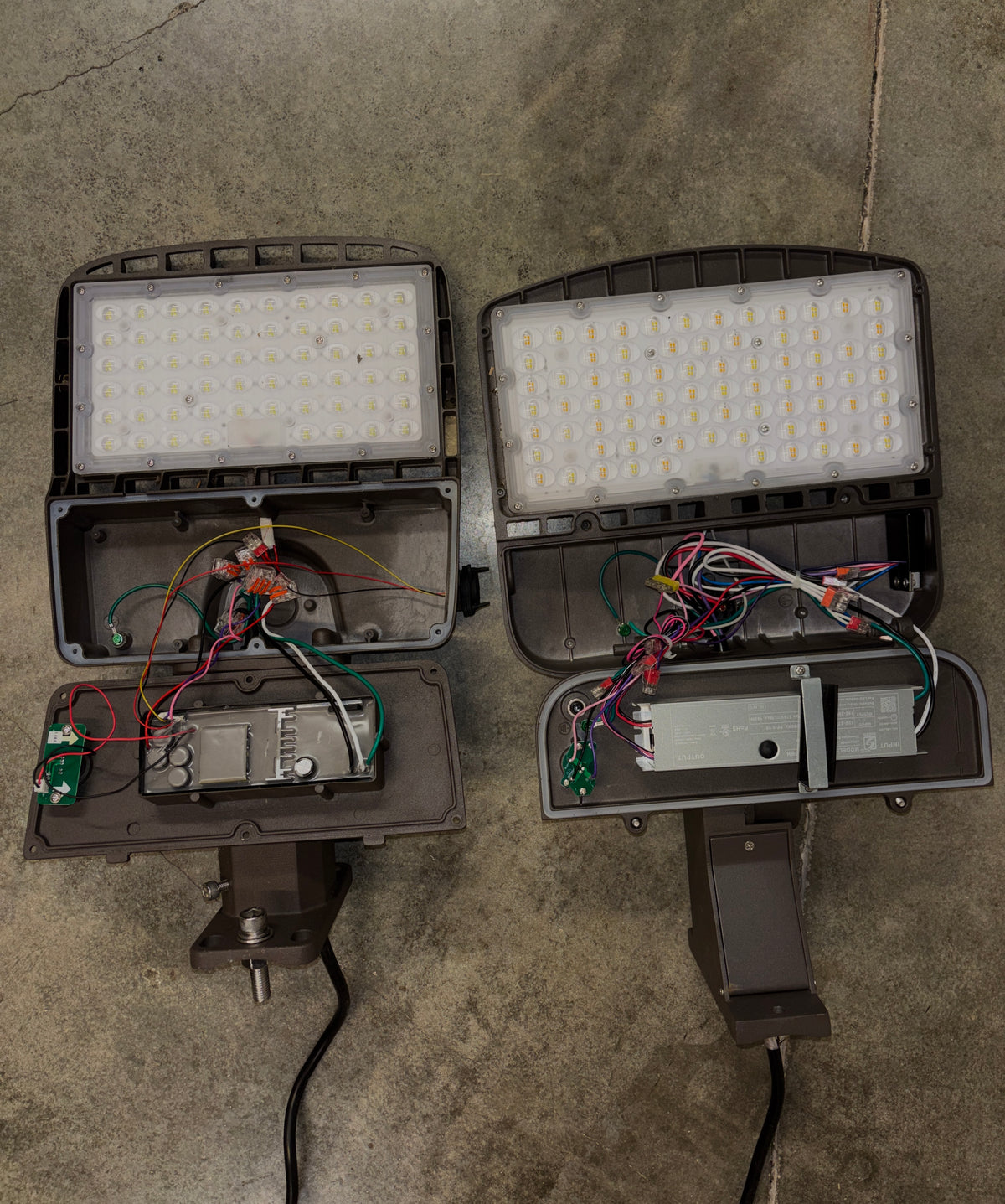 AF11 Tunable Area Fixture 300Watt w/ Universal Mount